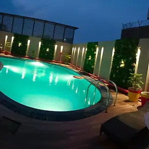 Surasena Regal Vista Отель